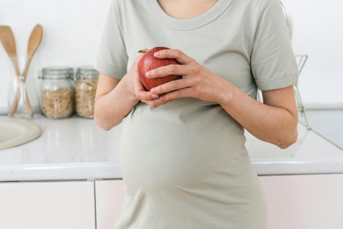 Nutrition and Hydration for Exercising When Pregnant