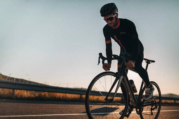 Cycling vs Running Calorie Burn and Cardio Benefits Choosing Between Cycling and Running