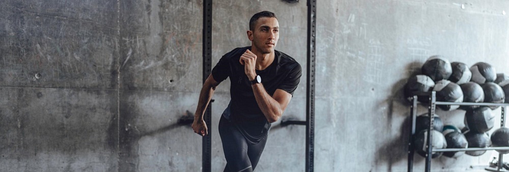 Getting Over the Fear of Gym Equipment Embracing Technology for Confidence